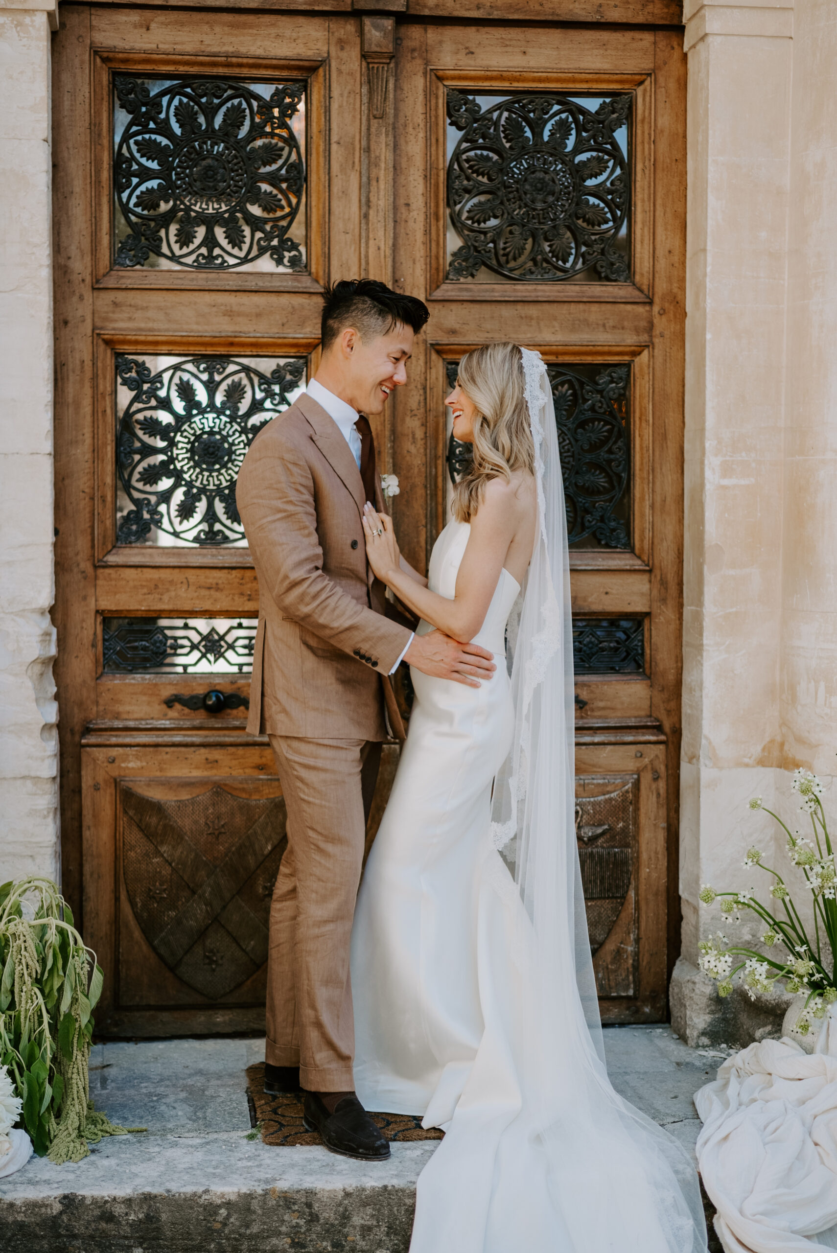 Couple Portraits Chateau Martinay